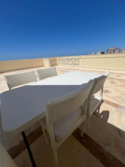 Rooftop Beachfront